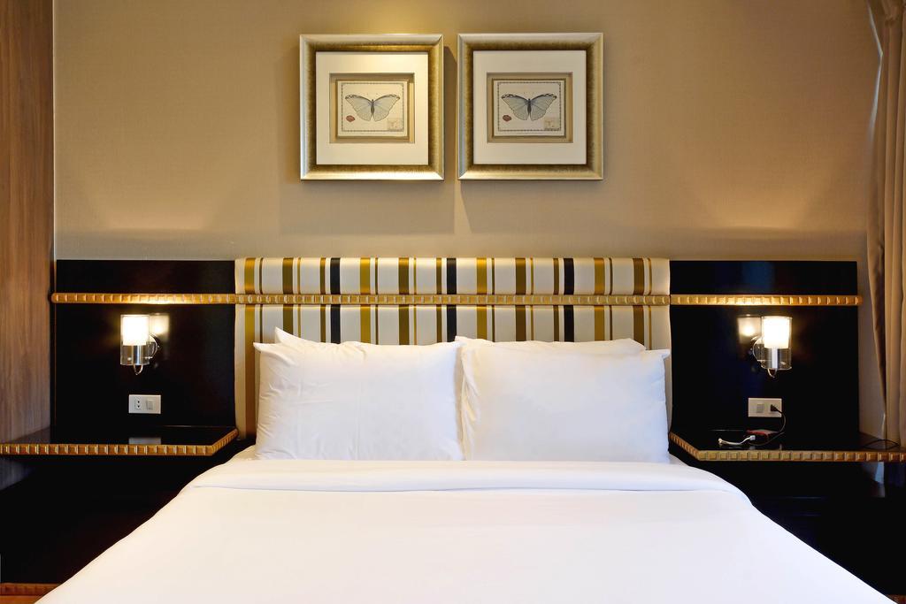 Milano Versace Suites Makati City Kültér fotó