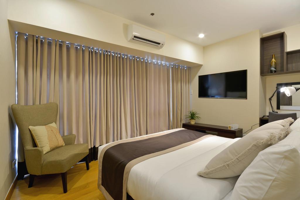 Milano Versace Suites Makati City Kültér fotó