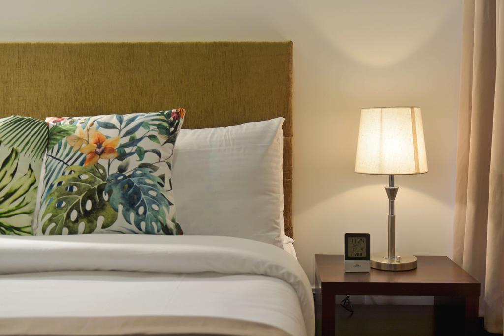 Milano Versace Suites Makati City Kültér fotó