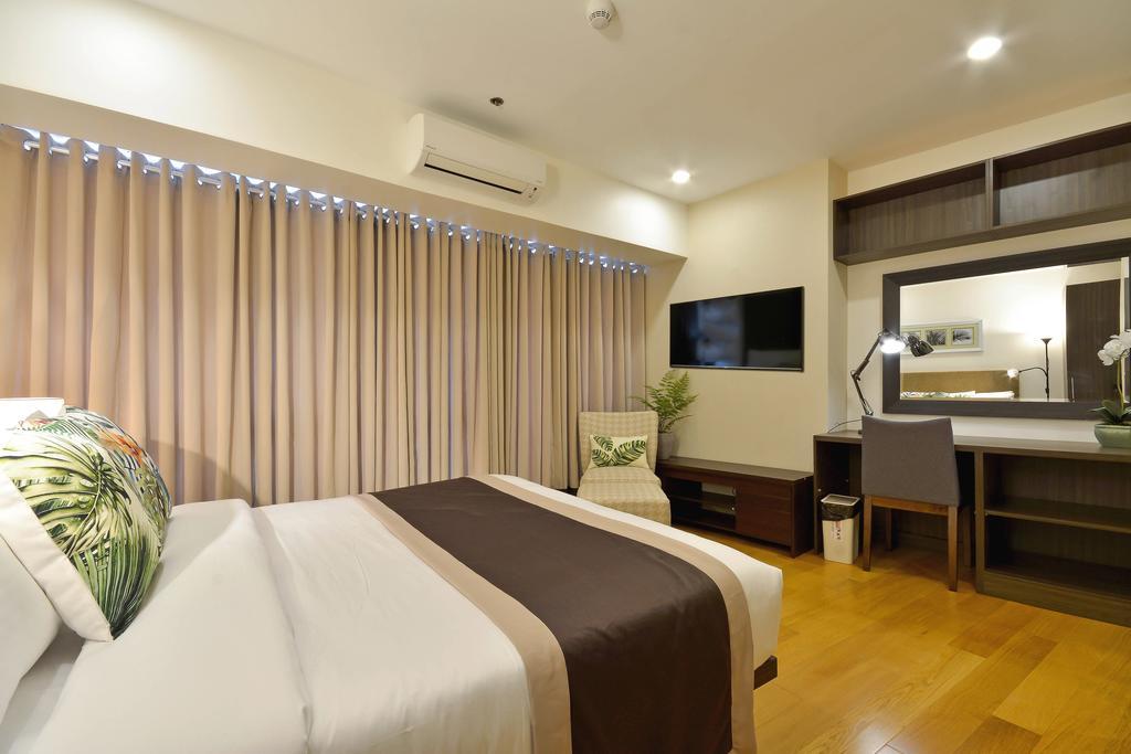 Milano Versace Suites Makati City Kültér fotó