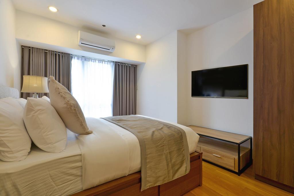 Milano Versace Suites Makati City Kültér fotó