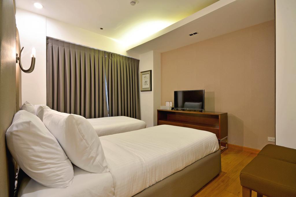 Milano Versace Suites Makati City Kültér fotó