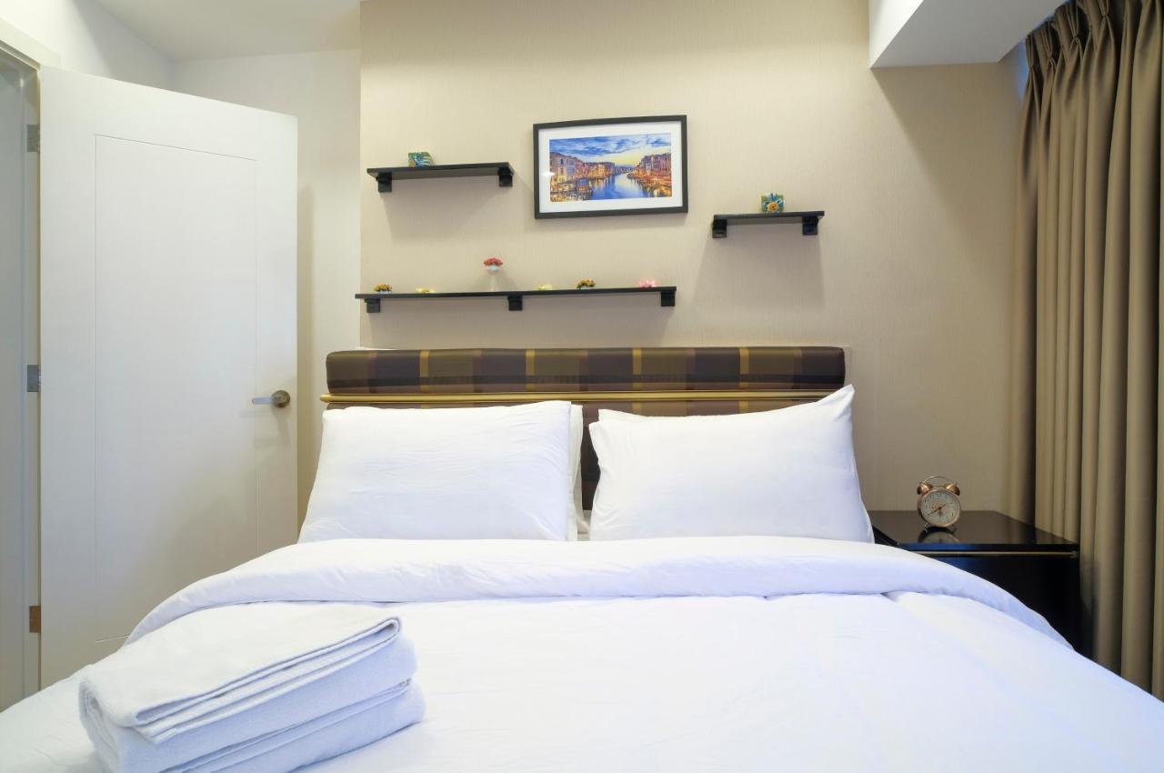 Milano Versace Suites Makati City Kültér fotó