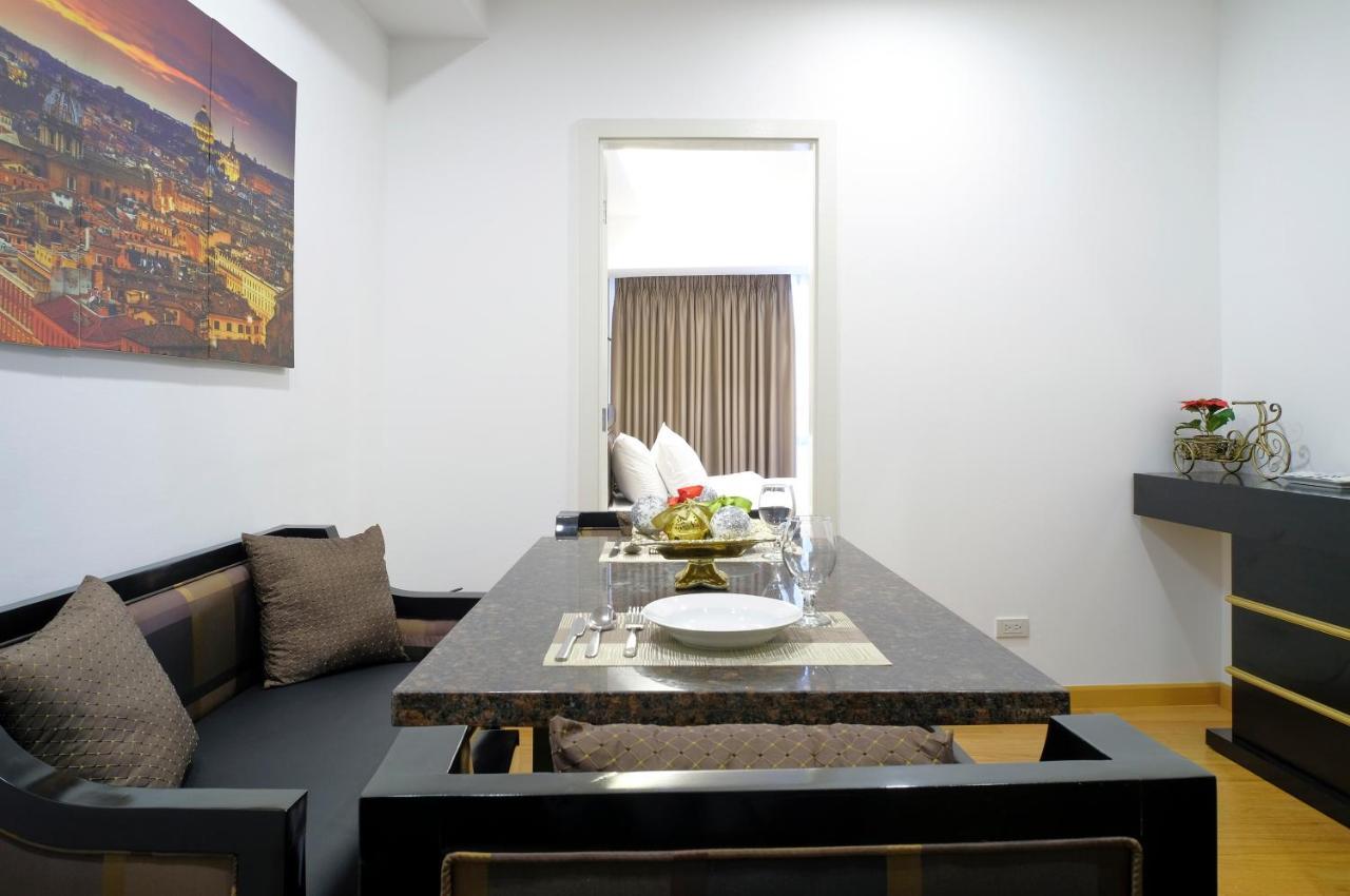 Milano Versace Suites Makati City Kültér fotó