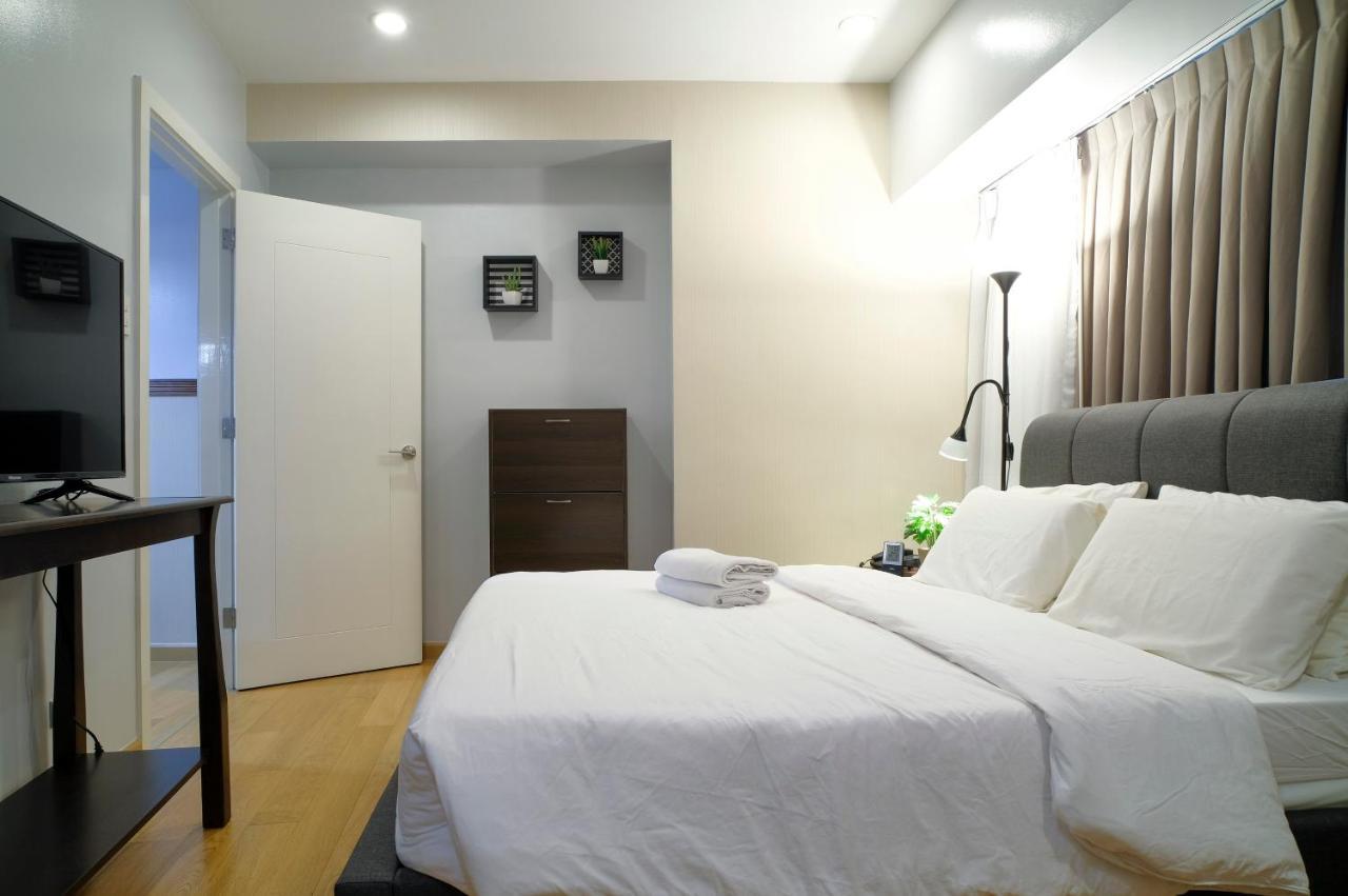 Milano Versace Suites Makati City Kültér fotó
