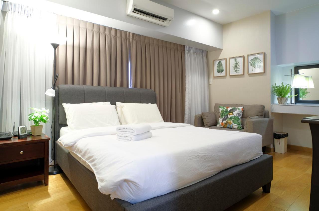 Milano Versace Suites Makati City Kültér fotó