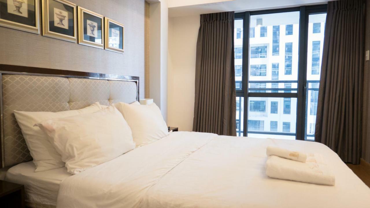 Milano Versace Suites Makati City Kültér fotó